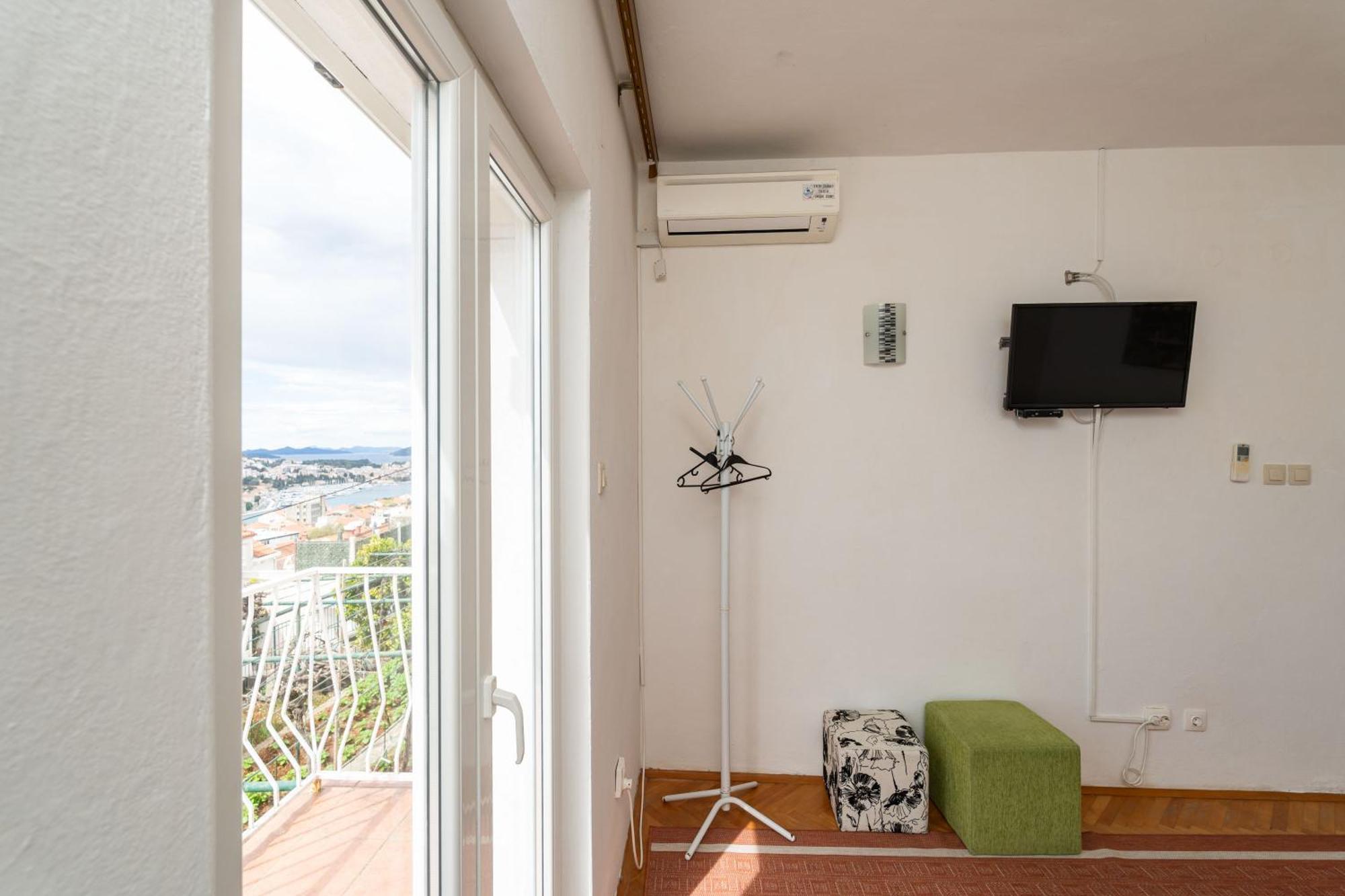 2 Guest house